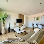 T3 Sea View Walking Distance Of Palais, Ac , Parking, Terrace